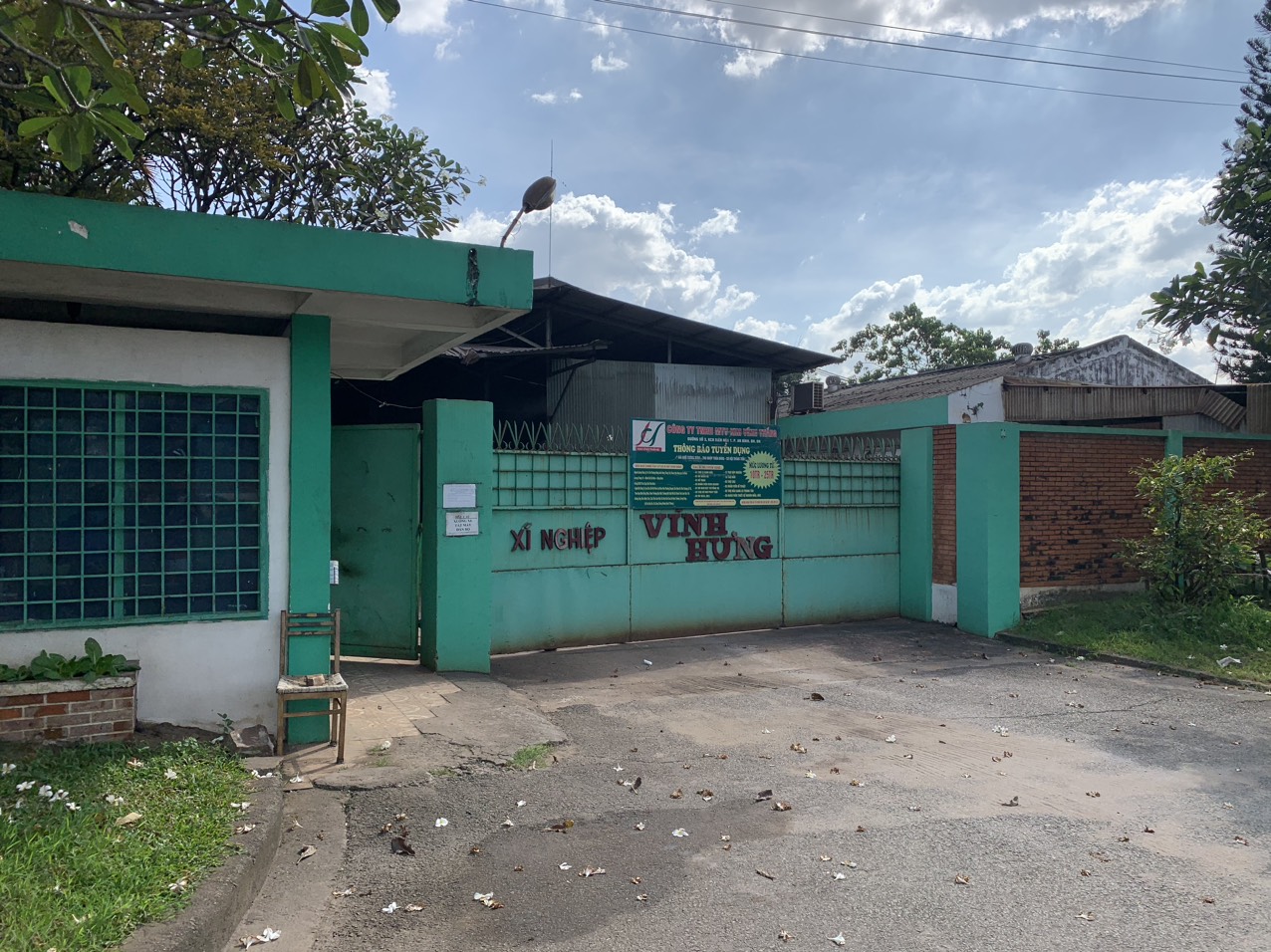 Outside of the company (5)